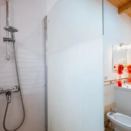 Costa E Cuore Torre Lapillo